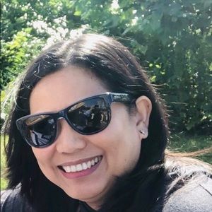 Meet your Posher, Maria